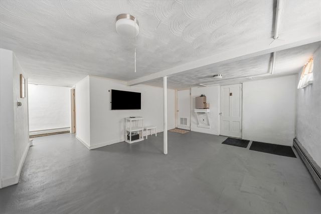 656 Bolton St, Marlborough, MA 01752
