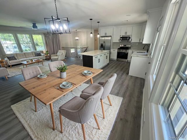 6 Barbara Avenue, Port Jefferson Station, NY 11776