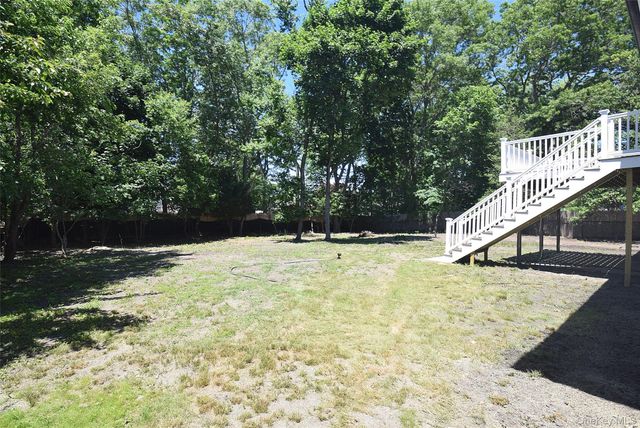 6 Barbara Avenue, Port Jefferson Station, NY 11776