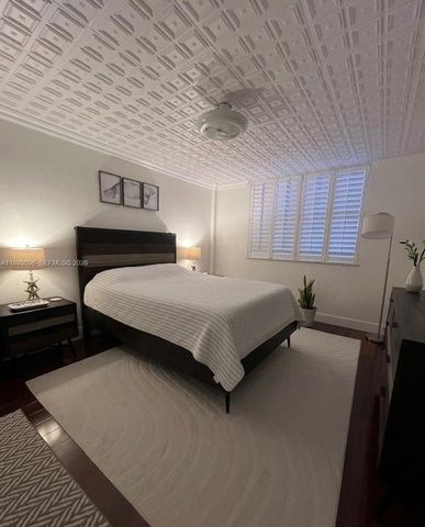 2450 NE 135th Street 103, North Miami, FL 33181