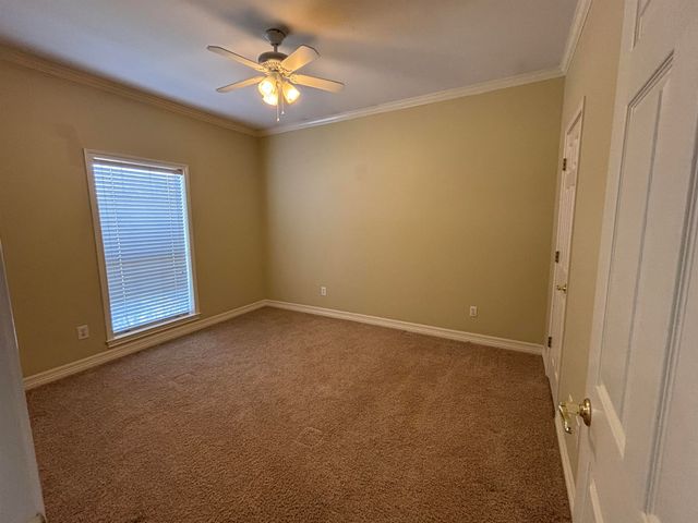 1016 Foley, Henderson, TX 75654