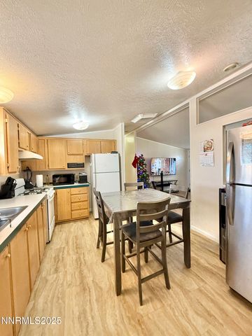 221 E Antelope Drive, Battle Mountain, NV 89820