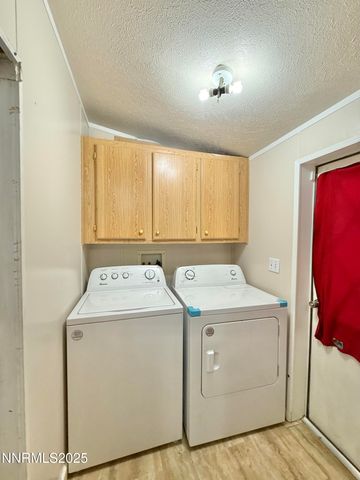 221 E Antelope Drive, Battle Mountain, NV 89820