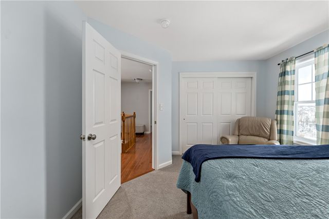 204 Rolling Hill Farm Dr, Rostraver, PA 15089