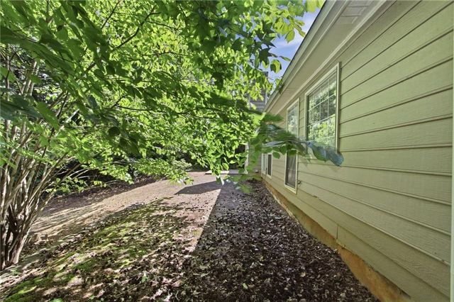 2572 Herndon Road, Lawrenceville, GA 30043