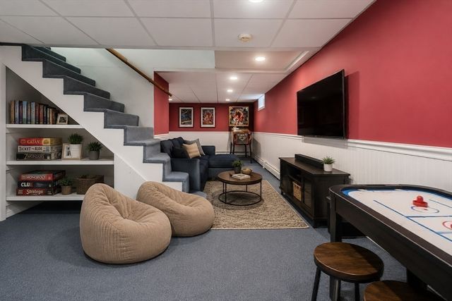 11 Barnes Lane, Yarmouth, MA 02673