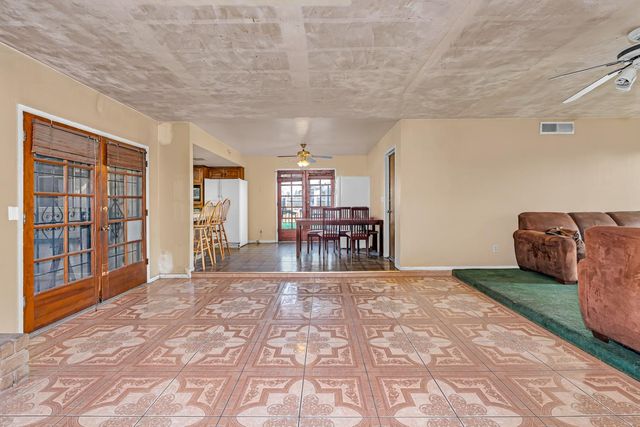 2160 3rd Street, Sanger, CA 93657