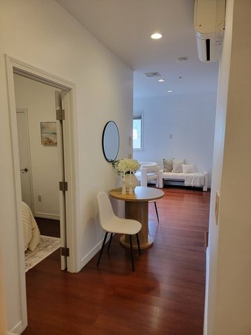 783 Cambridge Street 2R, Cambridge, MA 02141