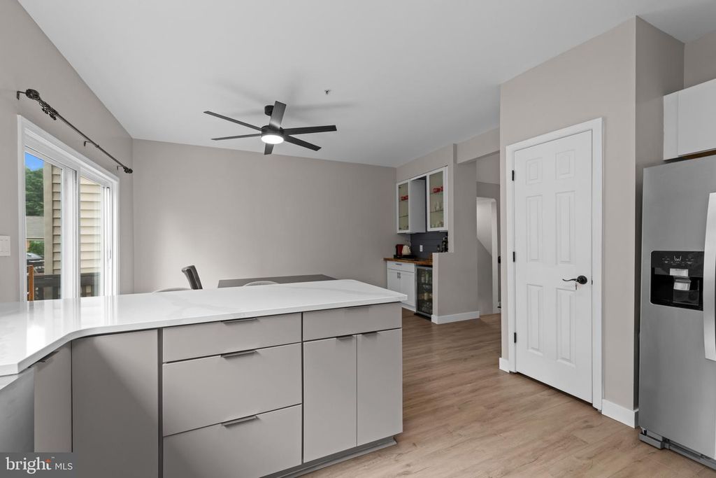 Image 20 of property listing at 704 SUMMERTIME DR, Odenton, MD 21113