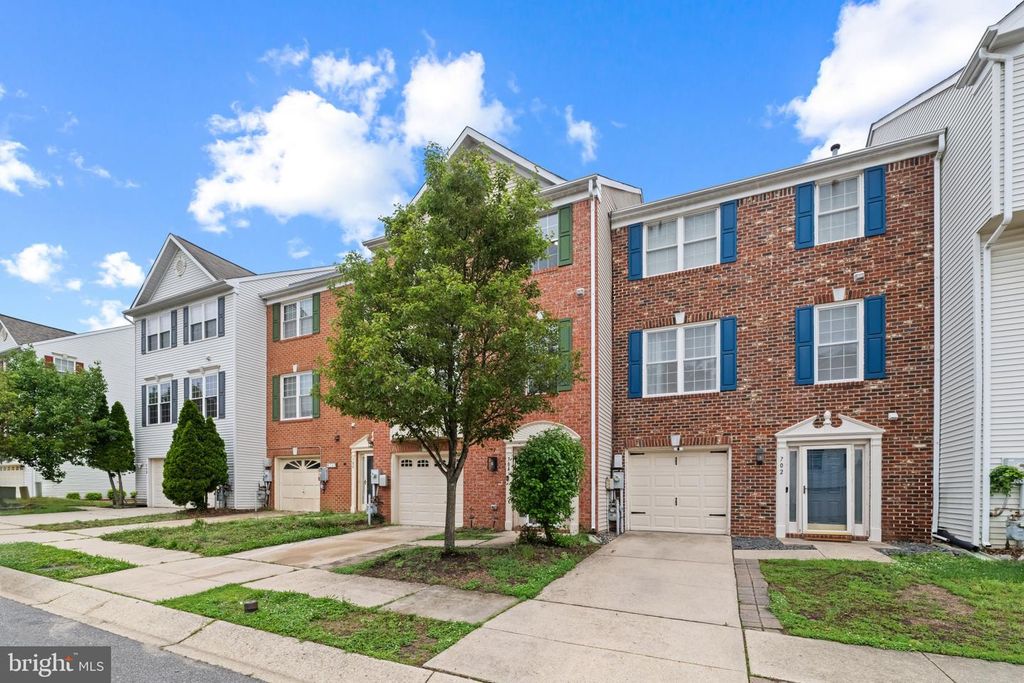 Image 45 of property listing at 704 SUMMERTIME DR, Odenton, MD 21113