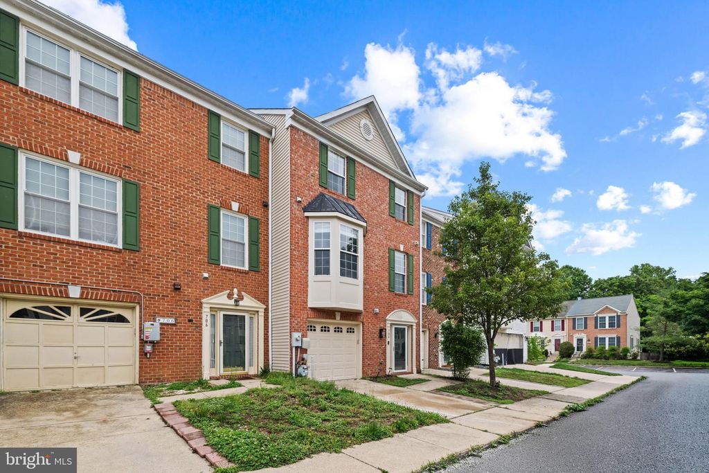 Image 46 of property listing at 704 SUMMERTIME DR, Odenton, MD 21113