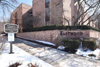 3916 N Oakland AVENUE #224, Shorewood, WI 53211