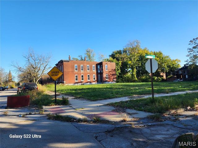 2932 Hebert Street, St Louis, MO 63107