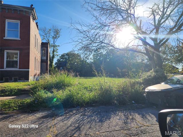 2932 Hebert Street, St Louis, MO 63107