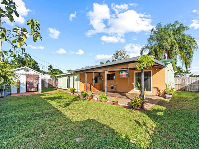 1866 NW 8th Ter, Homestead, FL 33030