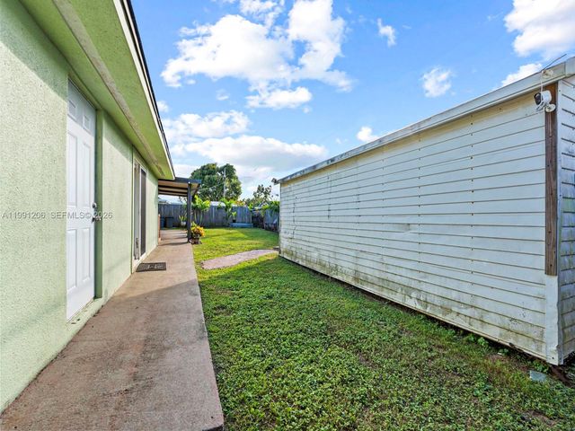 1866 NW 8th Ter, Homestead, FL 33030