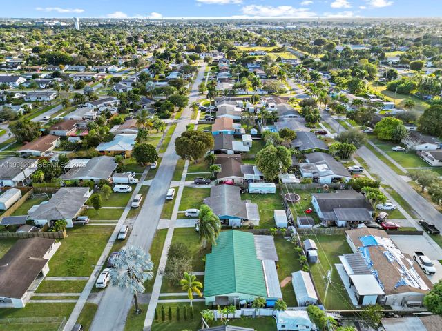 1866 NW 8th Ter, Homestead, FL 33030