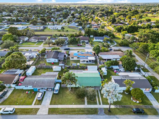 1866 NW 8th Ter, Homestead, FL 33030