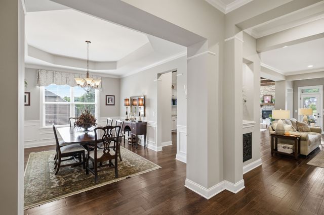 7056 Crimson Leaf Ln, College Grove, TN 37046