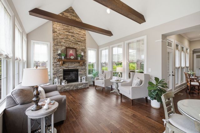 7056 Crimson Leaf Ln, College Grove, TN 37046