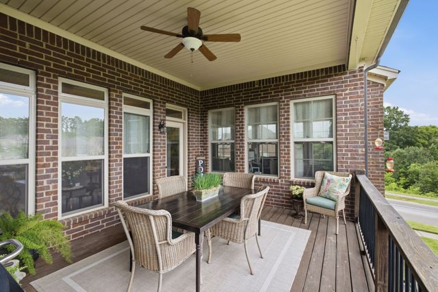 7056 Crimson Leaf Ln, College Grove, TN 37046