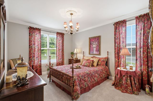 7056 Crimson Leaf Ln, College Grove, TN 37046