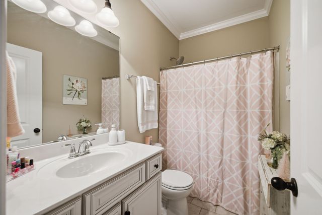 7056 Crimson Leaf Ln, College Grove, TN 37046