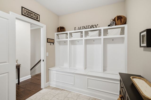 7056 Crimson Leaf Ln, College Grove, TN 37046