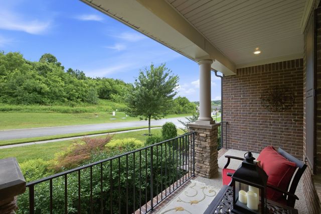7056 Crimson Leaf Ln, College Grove, TN 37046