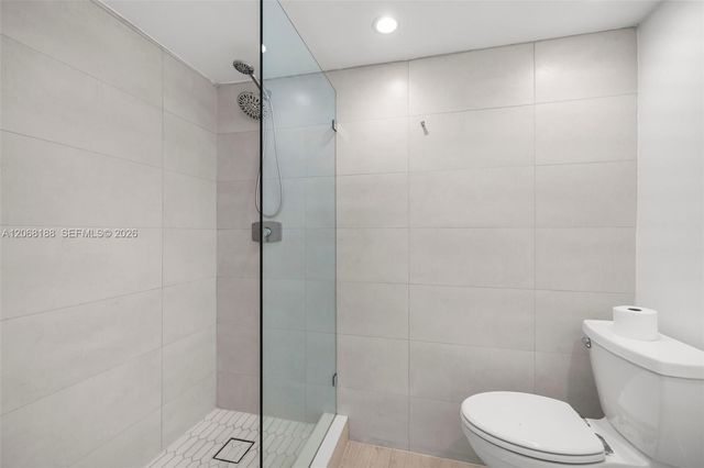 225 E Enid Drive 44, Key Biscayne, FL 33149