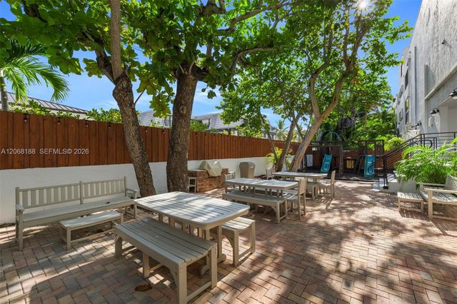 225 E Enid Drive 44, Key Biscayne, FL 33149