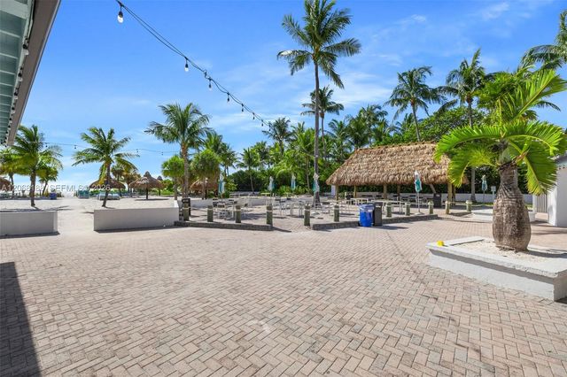 225 E Enid Drive 44, Key Biscayne, FL 33149