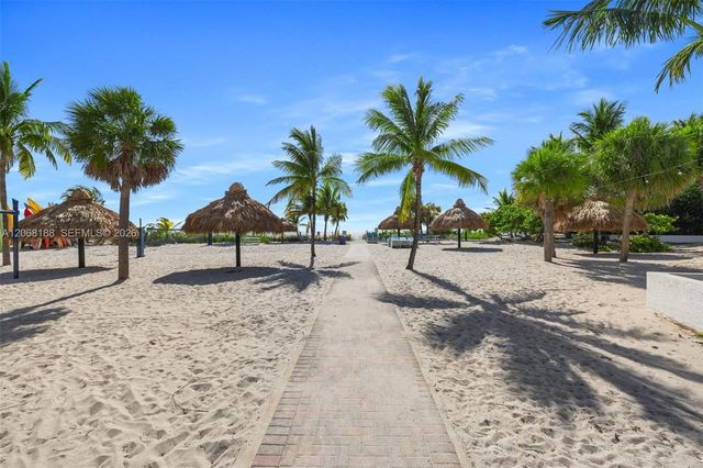 225 E Enid Drive 44, Key Biscayne, FL 33149