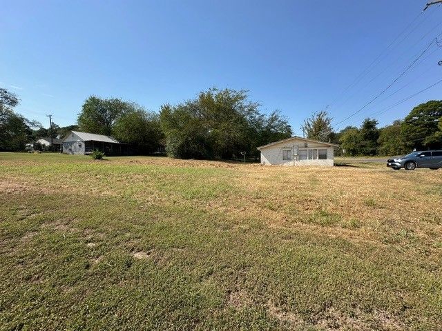 511 W W M Watson, Daingerfield, TX 75638