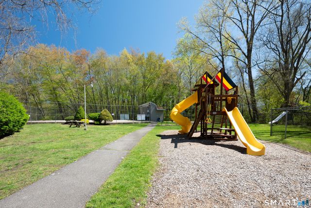 8 Rose Lane 22-9, Danbury, CT 06811