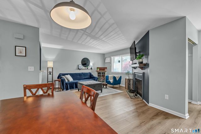 8 Rose Lane 22-9, Danbury, CT 06811