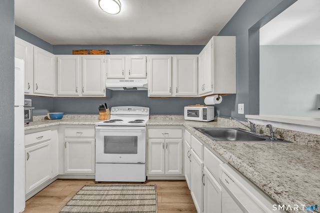 8 Rose Lane 22-9, Danbury, CT 06811