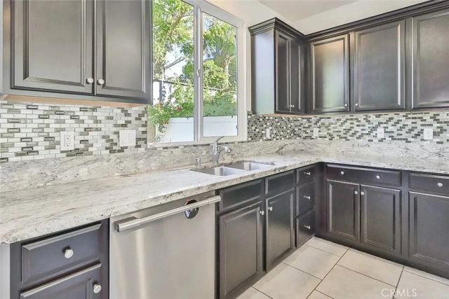 6746 N Glasner, West Hills, CA 91307