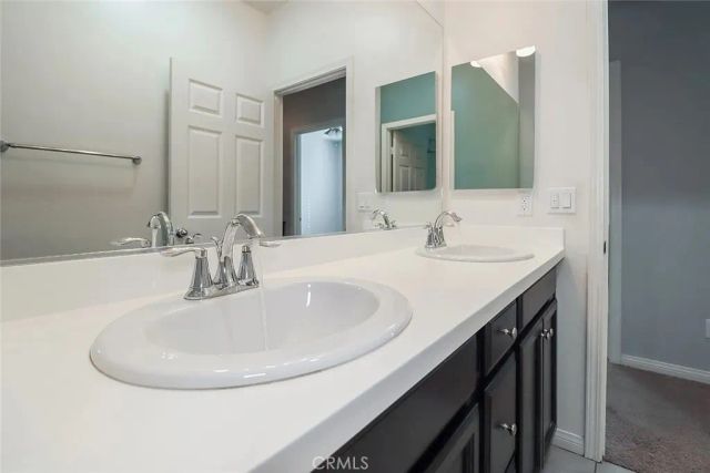 6746 N Glasner, West Hills, CA 91307