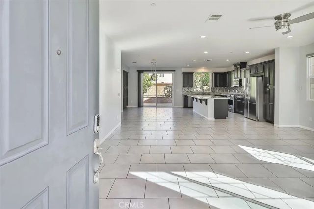 6746 N Glasner, West Hills, CA 91307