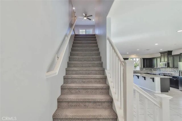 6746 N Glasner, West Hills, CA 91307