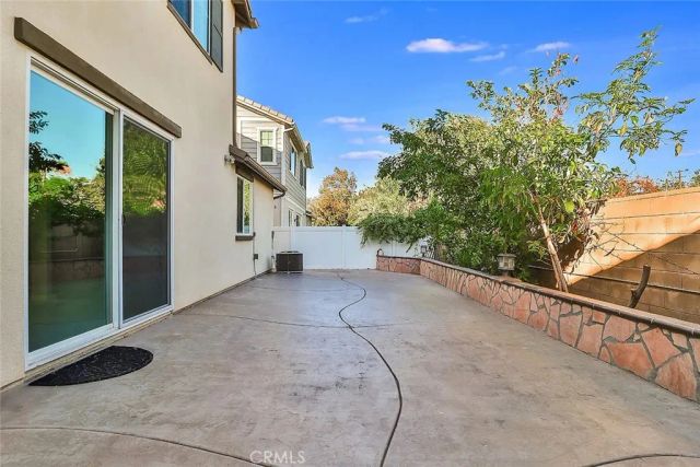 6746 N Glasner, West Hills, CA 91307