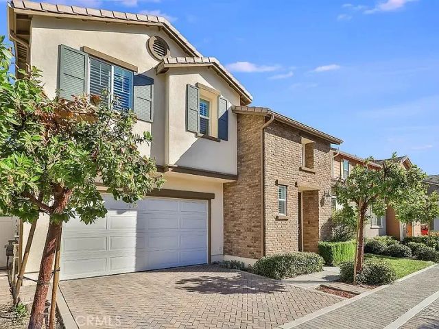 6746 N Glasner, West Hills, CA 91307