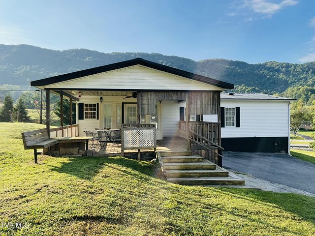 51981 Veterans Memorial Highway, Big Stone Gap, VA 24219