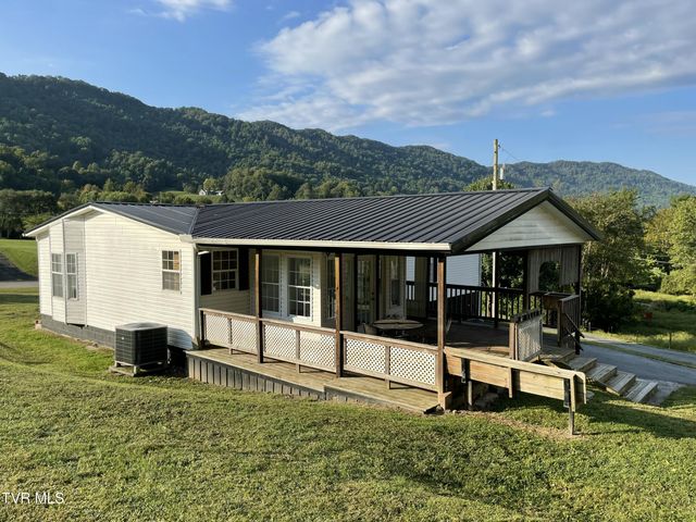 51981 Veterans Memorial Highway, Big Stone Gap, VA 24219