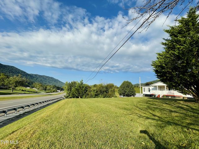 51981 Veterans Memorial Highway, Big Stone Gap, VA 24219