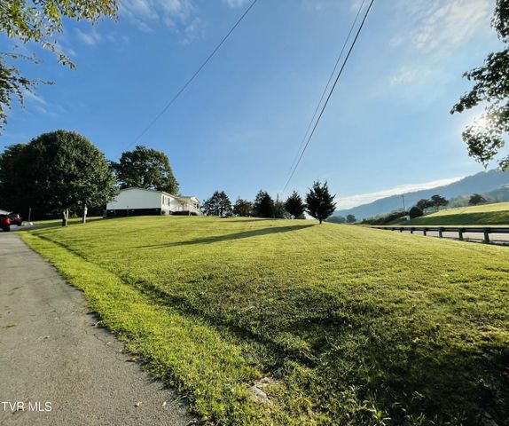 51981 Veterans Memorial Highway, Big Stone Gap, VA 24219