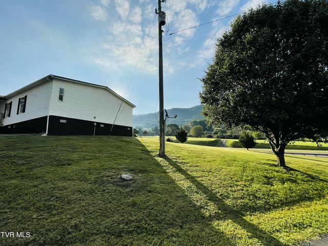 51981 Veterans Memorial Highway, Big Stone Gap, VA 24219
