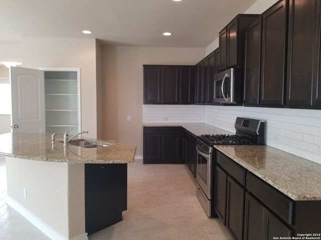 12371 Erstein Valley, Schertz, TX 78154