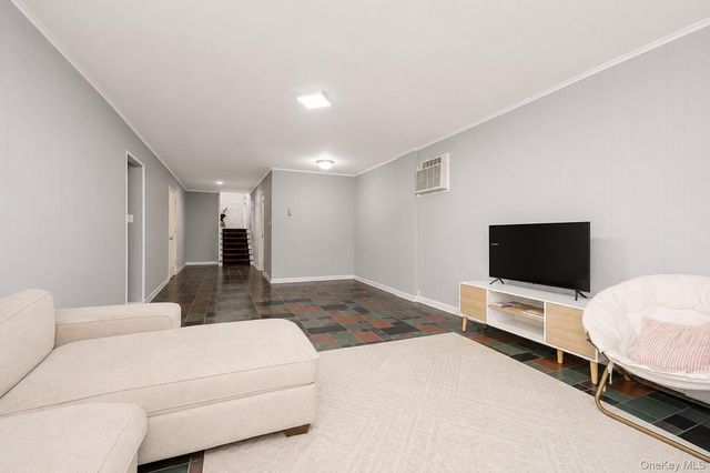 735 Elvira Avenue, Far Rockaway, NY 11691